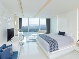 Deluxe King River View Room