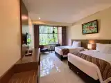 Grand Deluxe Garden View