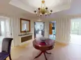 Deluxe Three Bedroom Apartment with Park View