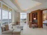 Diplomatic Suite