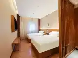 Feifan Twin Room (Coffee, Tea, Bathroom with Separate Wet and Dry Areas)