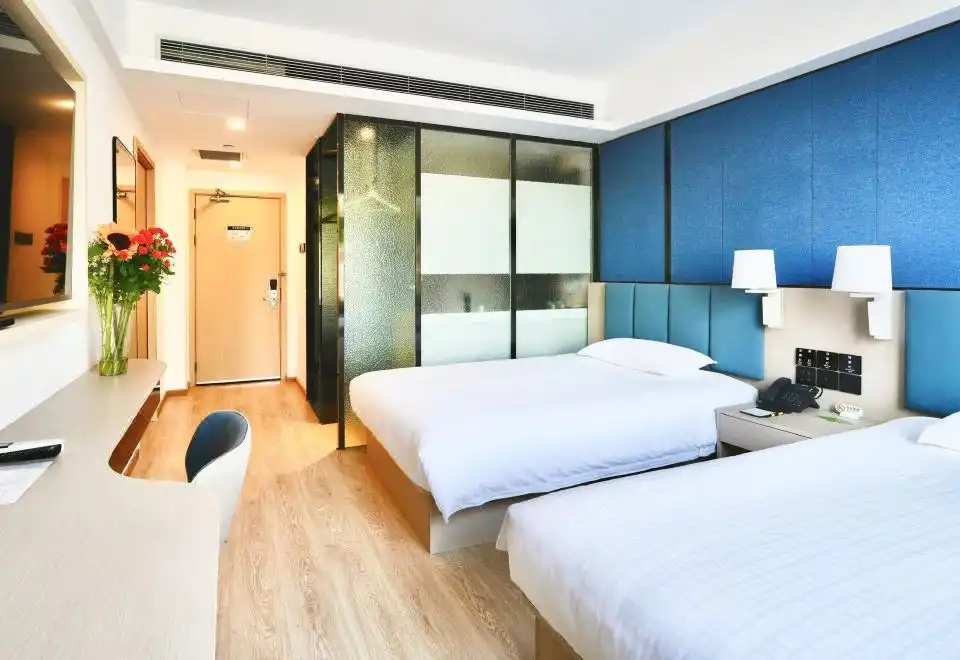 Connecting Deluxe Room