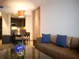 One-Bedroom King Suite
