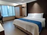 No Pressure Big Bed Room