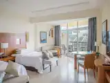 Deluxe Garden Room