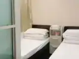 Twin Bed Room