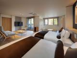 Modern Japanese-Western Style Room With Open-Air Ceramic Bath