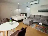 Honeymoon Suite