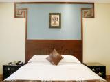 Qingshan Yixian Double Bed Room (Panoramic Tropical Garden View + Mountain View)