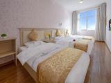Cozy Triple Room