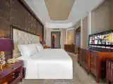 Executive Queen Room