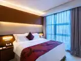 Deluxe City View Suite With Private Meeting Space