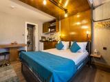 Suite with Balcony