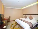 Standard Queen Room (No window)