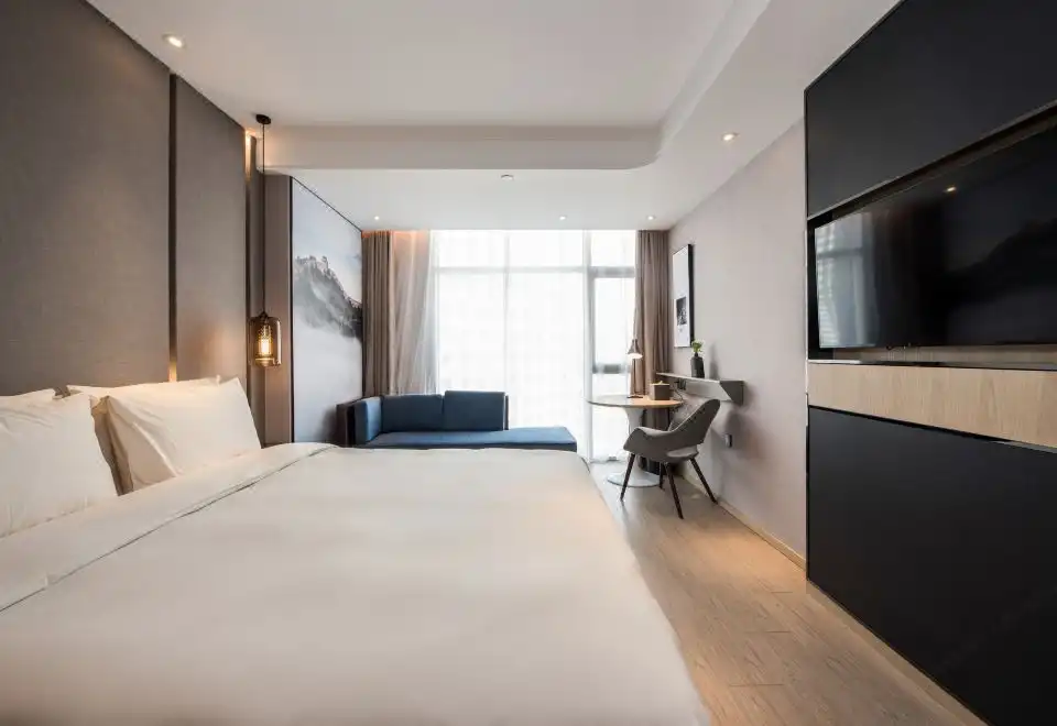 Superior Room (Double Bed) (Fridge)