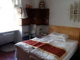 Queen Room (Shared Bathroom)