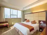 Business Queen Room