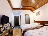 Tujia Featured Standard Twin Room