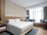 1 King Bed, High Floor, Executive Deluxe Room