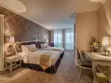 Executive Deluxe Room(City or Garden View)