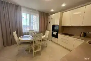 Апартаменты на проспект Дружбы, 19В, Курск