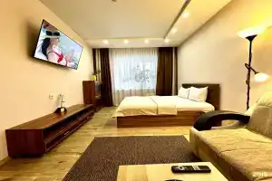 Fresh Room, Ковров