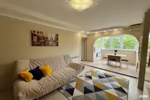 Sun City Apartment (Сан Сити Апартмент) на бульваре Цветной, Сочи