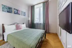ApartLux (АпартЛюкс) на Каретном Ряду, Москва
