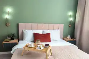 Апартаменты на 1+ кв Фианит ул. Чаркова 87, под. 4, эт. 9, Тюмень
