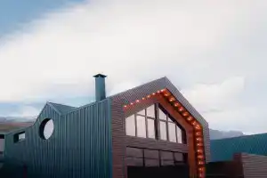 Chalet, Цимити