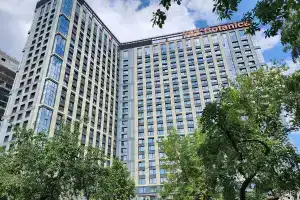 Апартаменты на РОССИЯ, г Москва, 1-я леонова 18, Москва