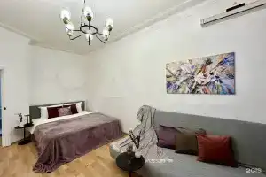 Апартаменты на улица 1812 года, 7, Москва