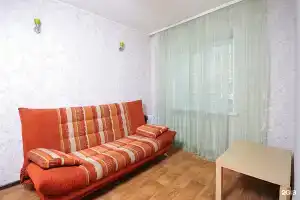 Апартаменты на проспект Карла Маркса, 31кв66, Омск
