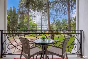 Апартаменты на микрорайон Светлана, Депутатская улица, 10Д, Сочи