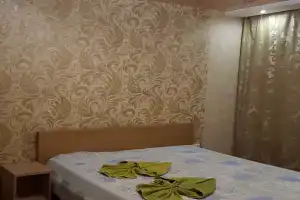 Апартаменты на семьи шамшиных 90/5, Новосибирск