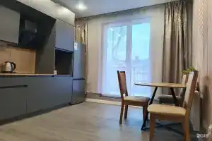 Апартаменты на  1. Звягина, 7 1-ка, Тюмень