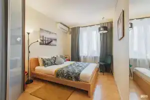 GMApartments (ДжиЭмАпартментс) на переулке Большой Патриарший, Москва