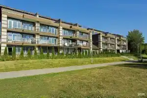 Дом у реки, Троицк