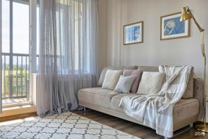 MyHomeYourHome, Санкт-Петербург
