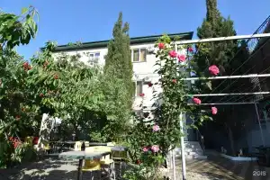 Гостевой дом на Севастопольской, Геленджик