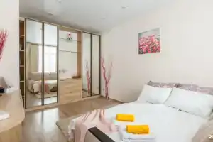 Apartmens PTS (Апартменс ПТС) на проспекте Астрахова 2, Мытищи