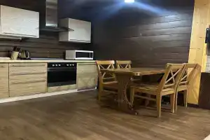 Апартаменты на Апартамент 1306. ГЛК Солнечная долина, Sunny Valley, шале 13, этаж 1, апартамент 1306, Сыростан