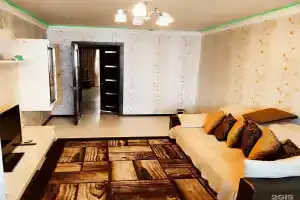 Квартира Двухкомнатная с Джакузи, Брянск