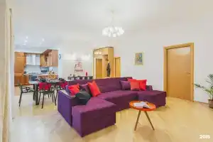 GMApartments (ДжиЭмАпартментс) на улице Арбат 49, Москва