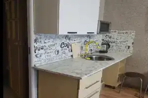 Апартаменты на Красного знам 51, Артём