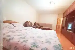 Зима на улице Орджоникидзе, Зима