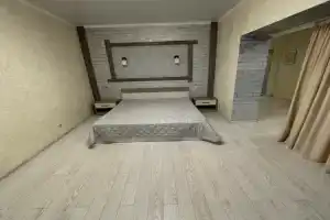 День и Ночь, Абакан