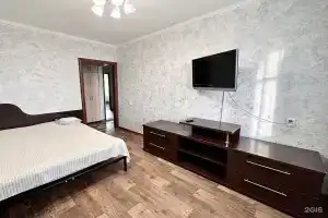 Апартаменты на Светлогорская 35, Красноярск