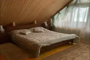 Дом на озере Инерка в Зубово-Полянском районе