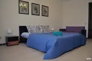 Апартаменты на Ясногорская улица, 21к2, Москва